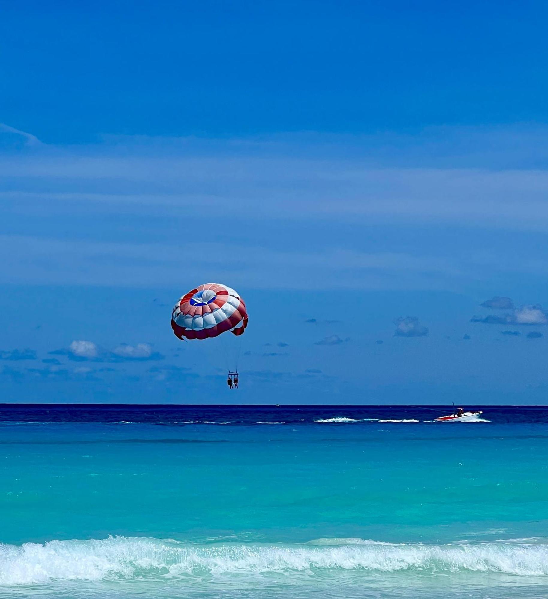 Beachside Apartments Cancún Eksteriør billede