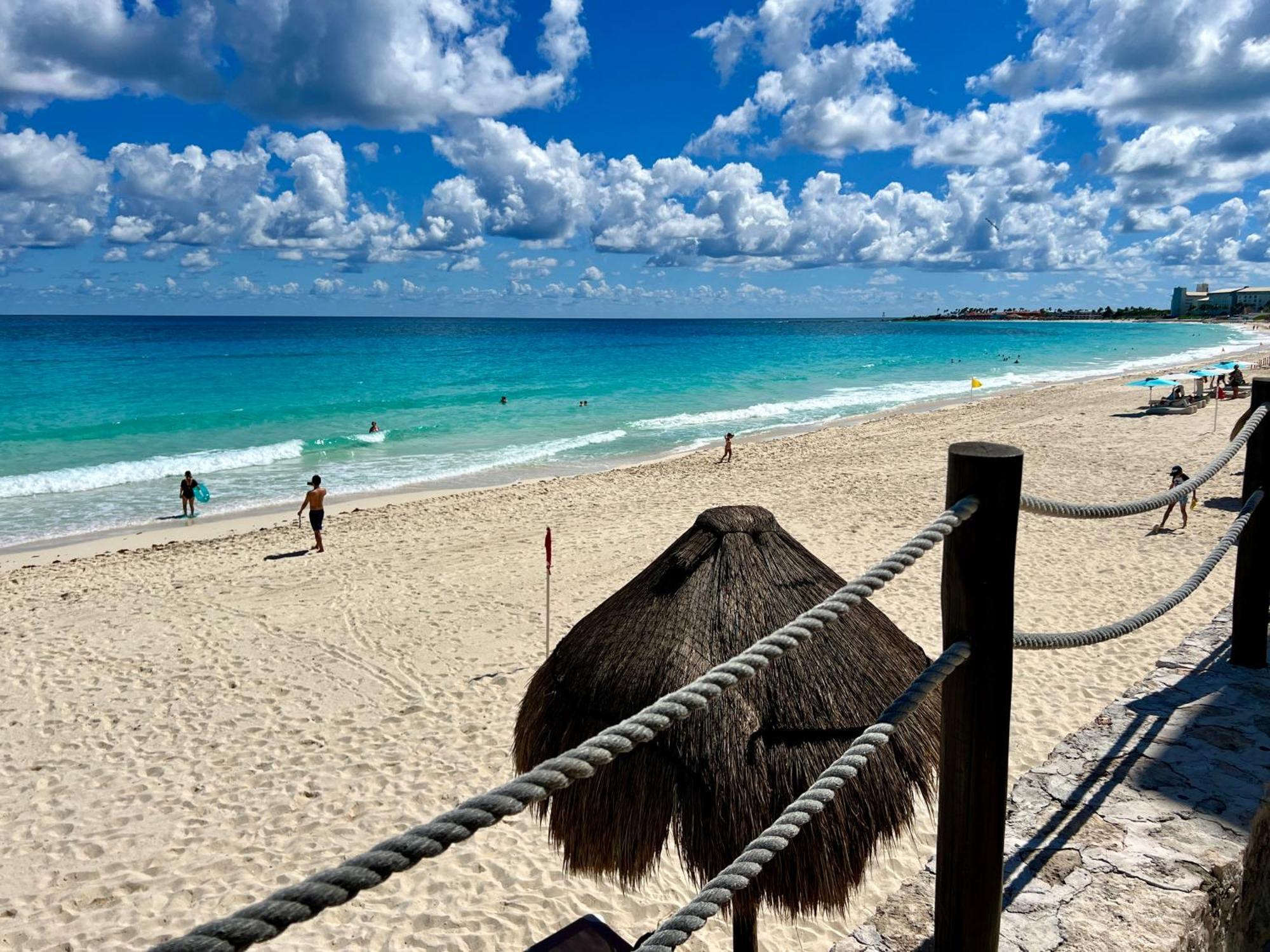 Beachside Apartments Cancún Eksteriør billede