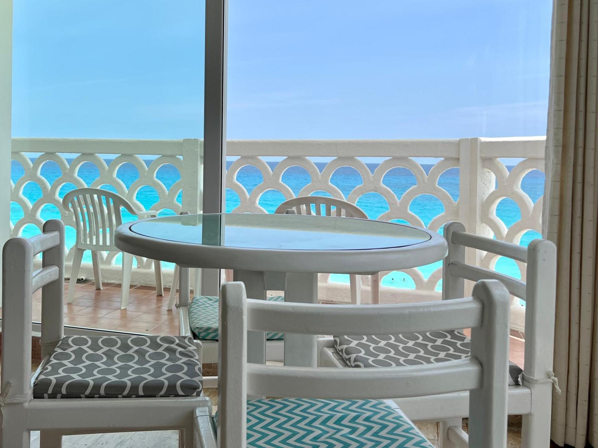 Beachside Apartments Cancún Eksteriør billede