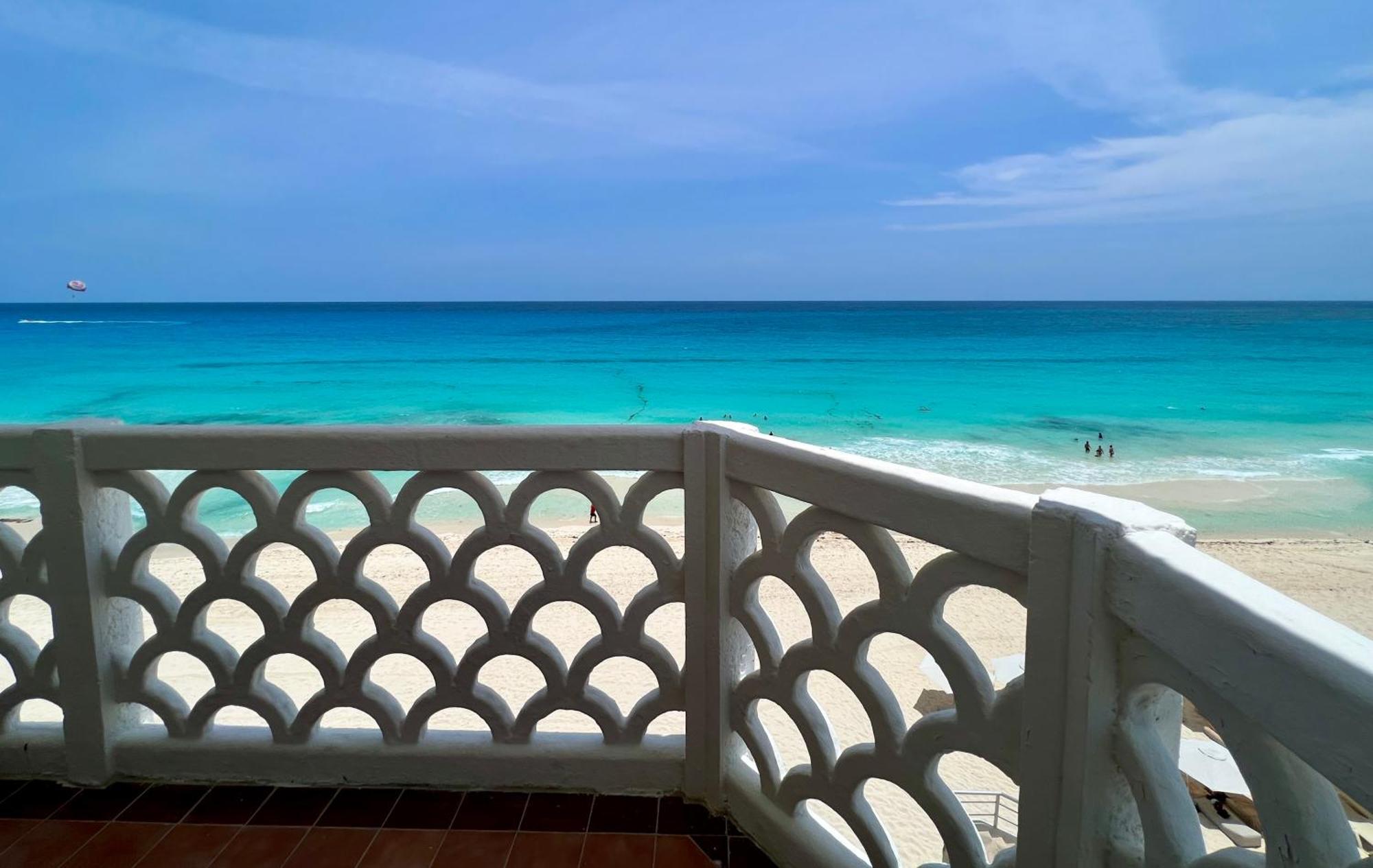Beachside Apartments Cancún Eksteriør billede