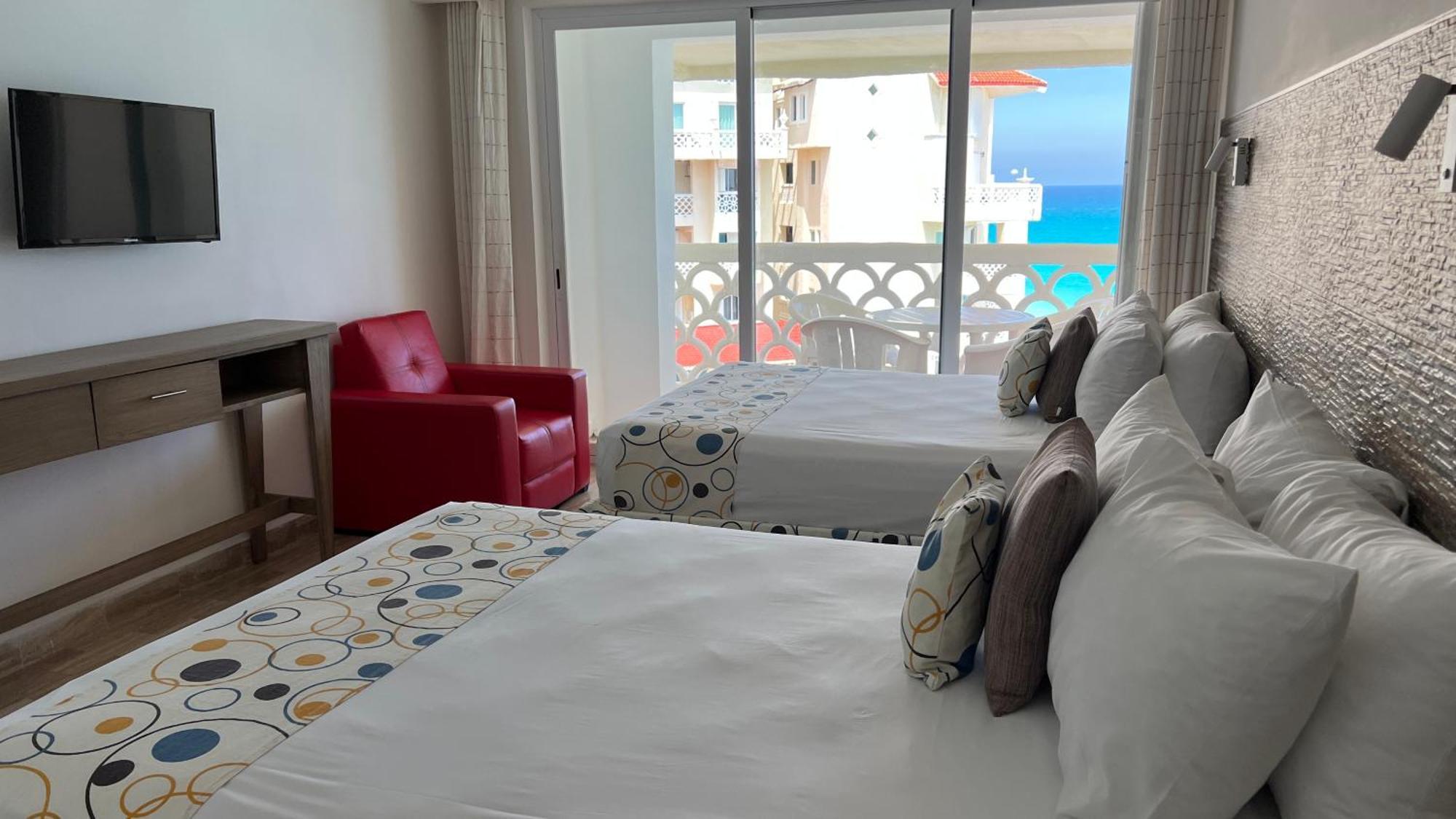 Beachside Apartments Cancún Eksteriør billede