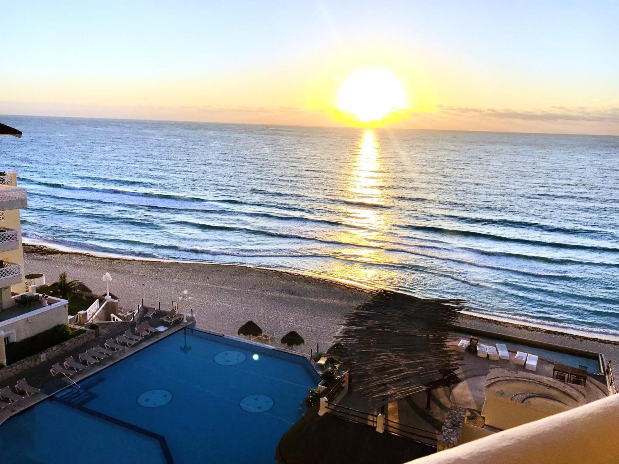 Beachside Apartments Cancún Eksteriør billede